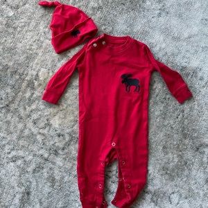 3-6 month ‘trailing a little behind’ moose red Hatley onesie and hat